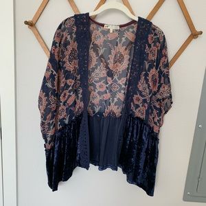 Jolt Floral Kimono